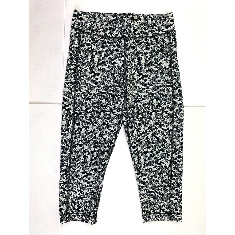 Women S Small Soft Stretchy Yoga Active Gym Leggings Camo Black White Gray Crop